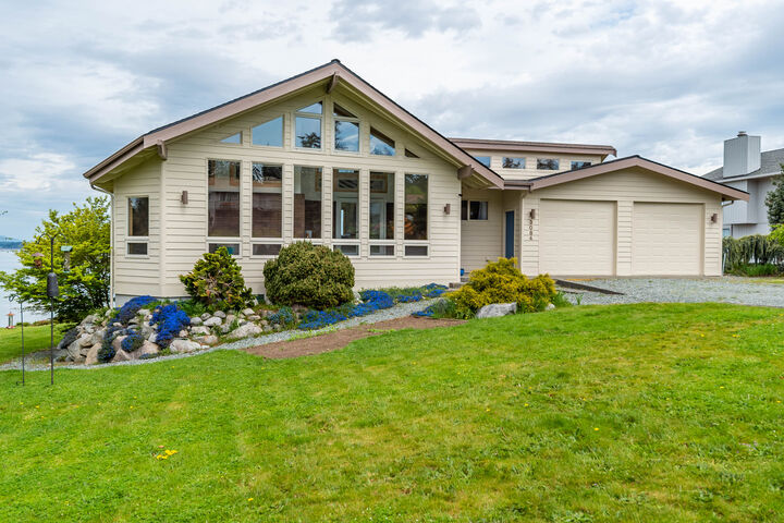 Property Photo: 3084 Mount Baker Circle WA 98277