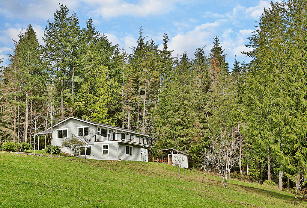 Property Photo: 2720 Dreamland Wy WA 98260