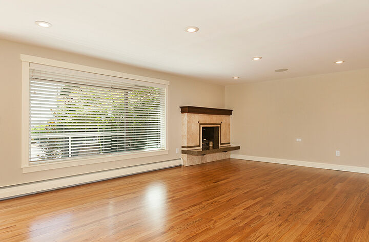 Property Photo: Living room 2700 W Hayes St WA 98199