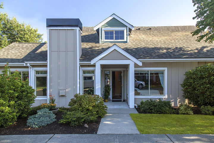 9225 158th Place NE 2701  Redmond WA 98052 photo