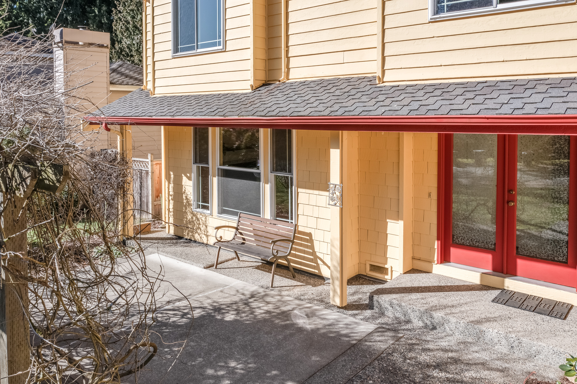 Property Photo:  13833 174th Place NE  WA 98052 