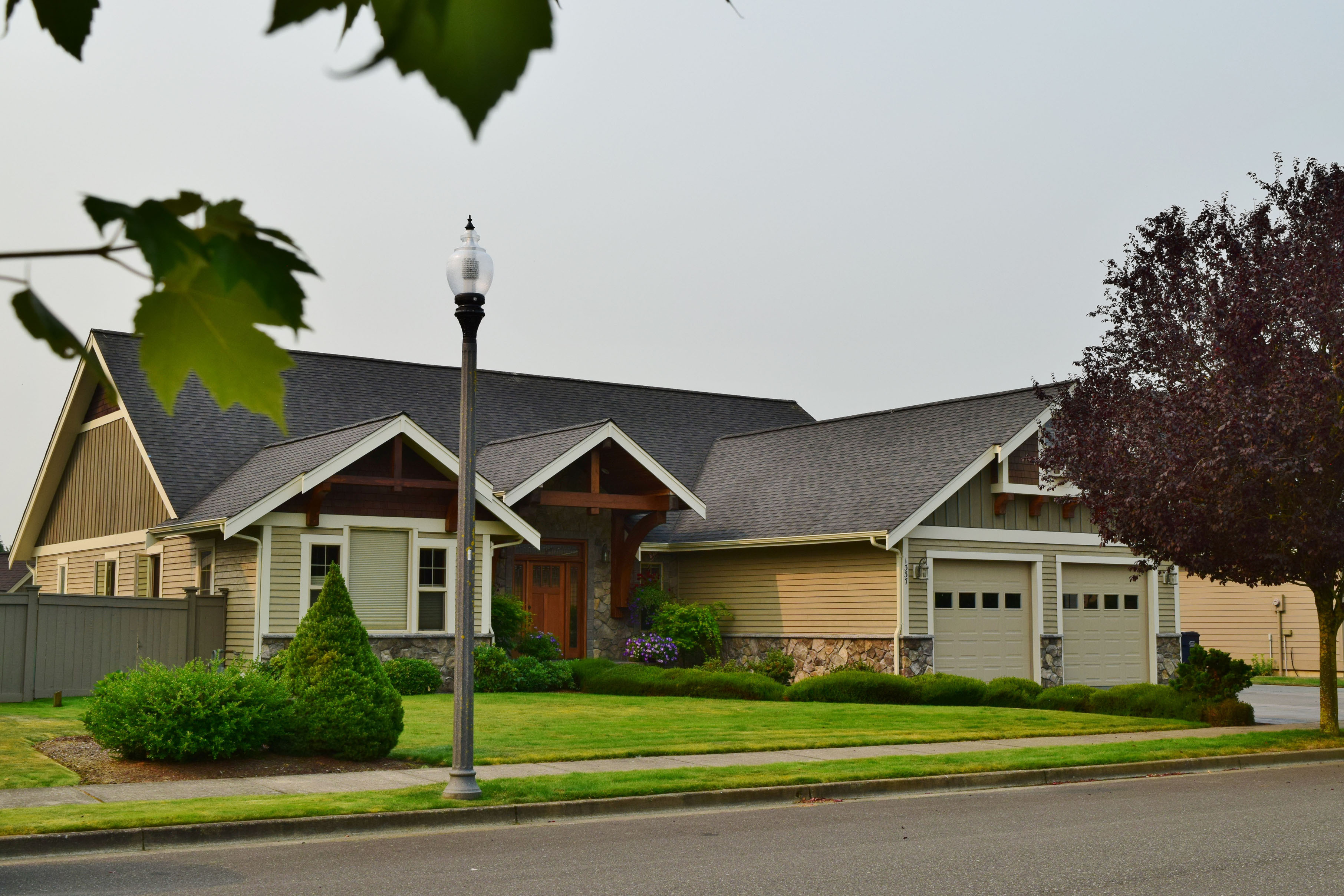 Property Photo: Exterior Views 1337 W Park St WA 98264