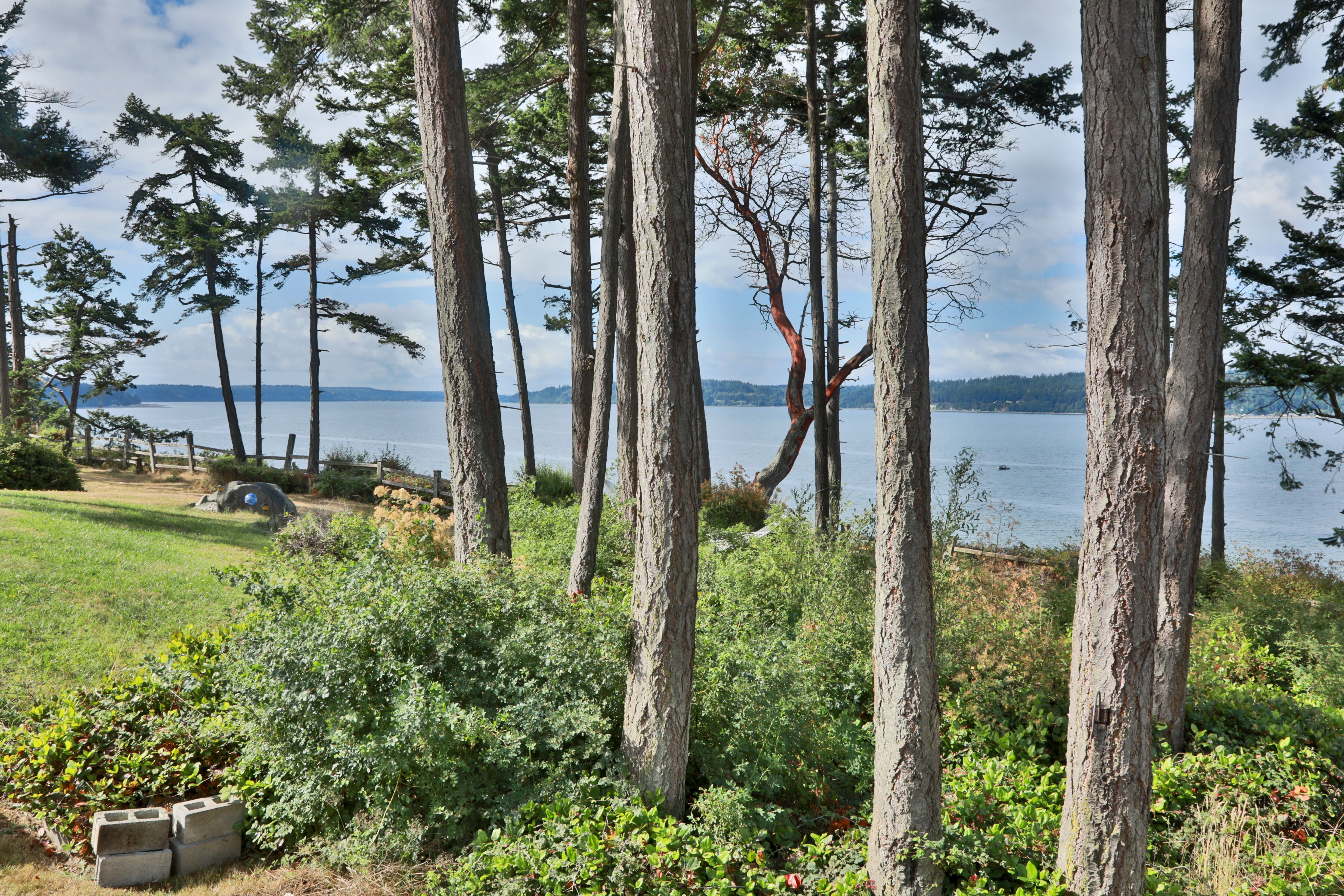 Property Photo:  3252 Harbor View Dr  WA 98260 