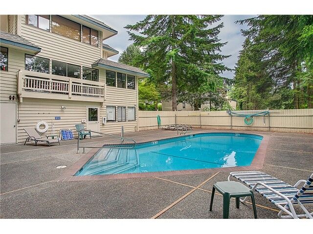 Property Photo: 9446 Redmond-Woodinville Rd NE D121 WA 98052