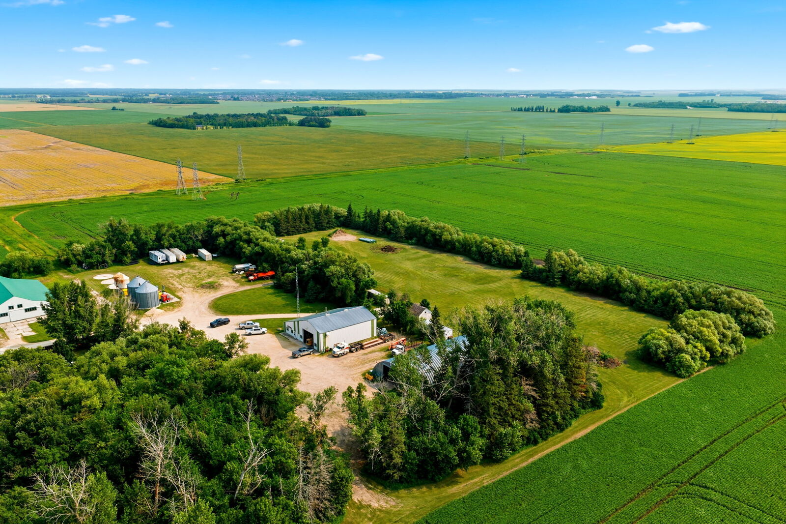 Property Photo:  61059B Heatherdale Road  MB R5N 0C6 