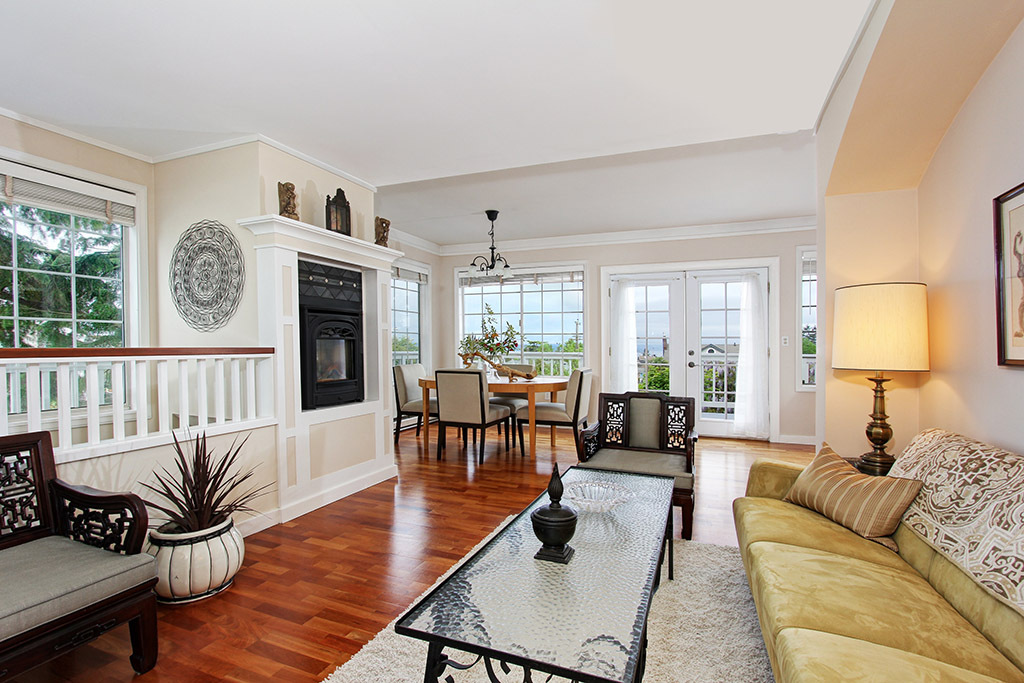 Property Photo: Living room 5256 42nd Ave SW  WA 98136 