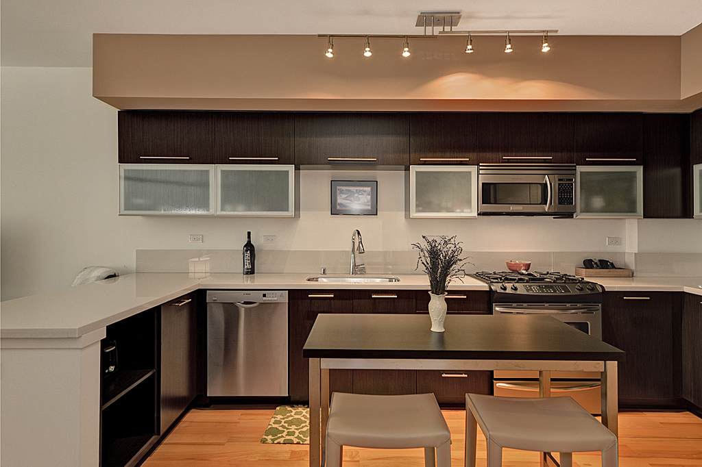 Property Photo: Interior 2911 2nd Ave 407 WA 98121