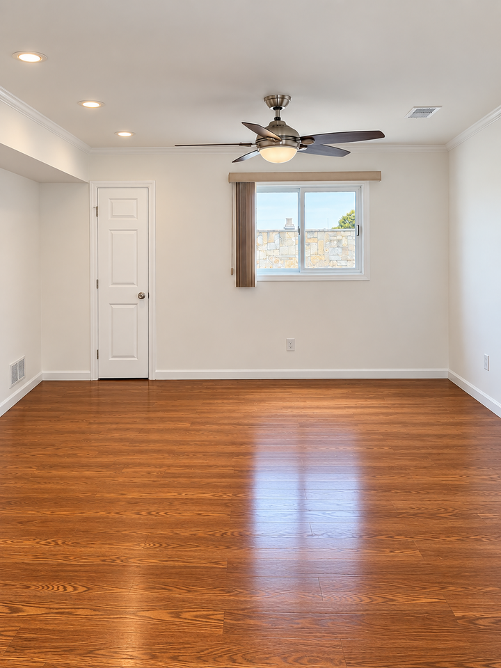 Property Photo:  64 Tynan St  NY 10312 