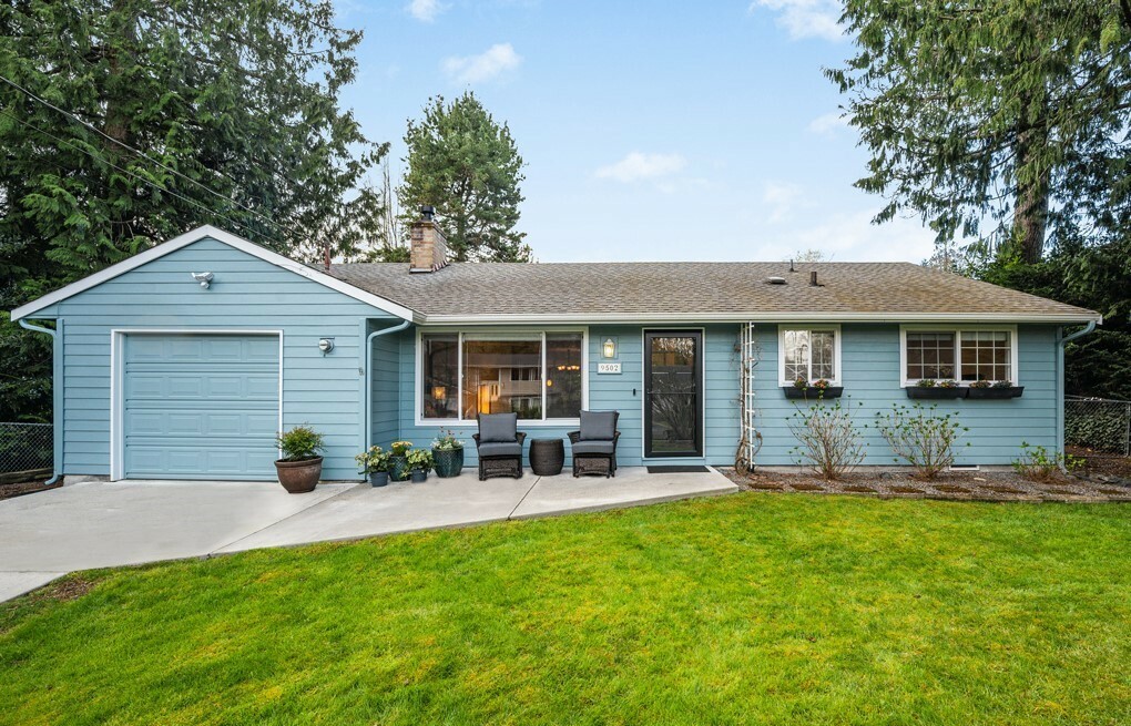 Property Photo: 9502 217th Street SW 9502 217th Street SW  WA 98020 