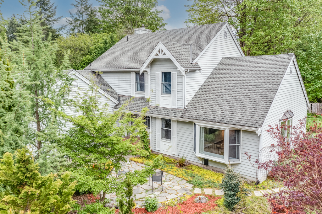 Property Photo: 13116 175th Ave NE WA 98052