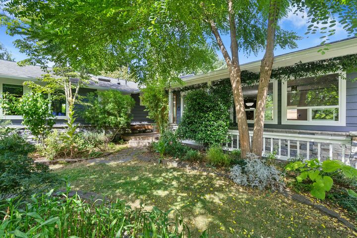 Property Photo:  6910  62nd Drive NE  WA 98270 