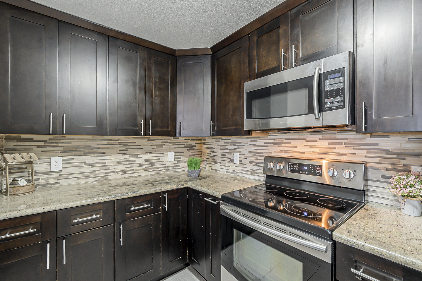 Property Photo: 5302 E Van Buren Street 3040 AZ 85008