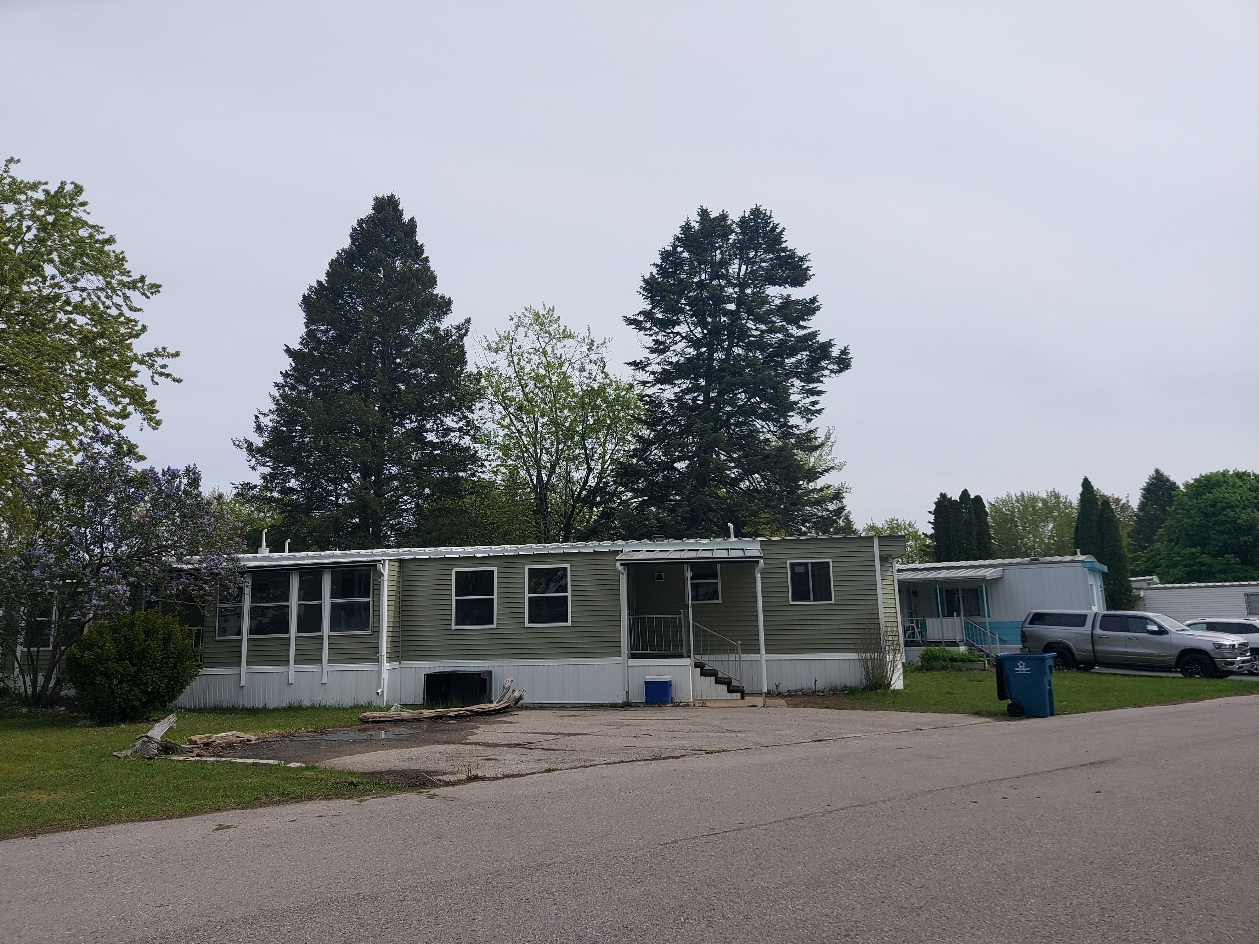 Property Photo: 1710 Geraldton Place MI 49686