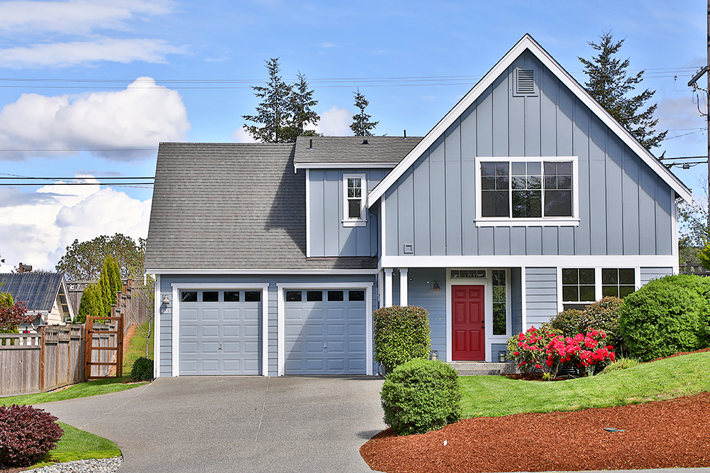 Property Photo: Front Exterior 4883 Katydid Ct WA 98249