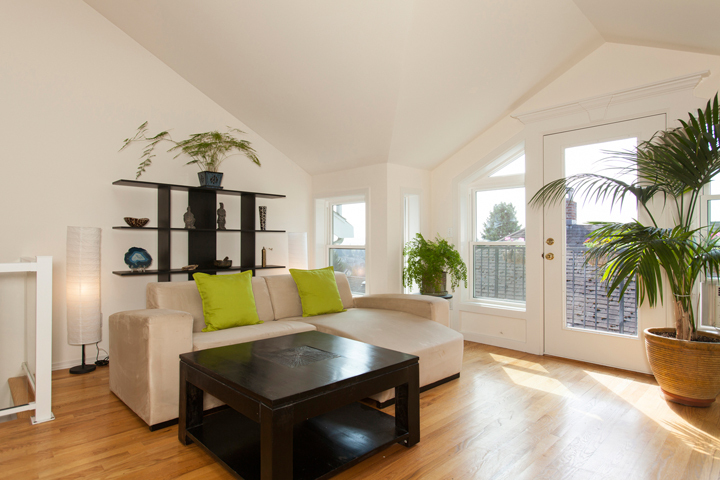 Property Photo: Living room 4256 Winslow Place N B WA 98103