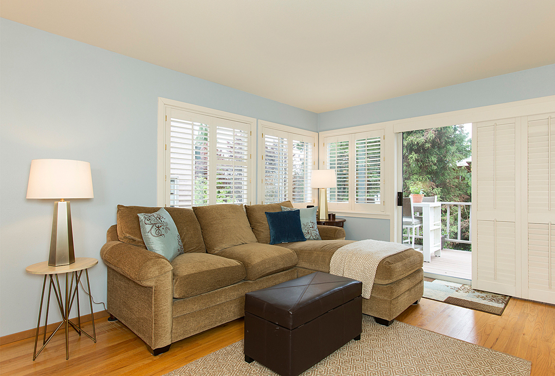 Property Photo: Living room 3247 43rd Ave W  WA 98199 