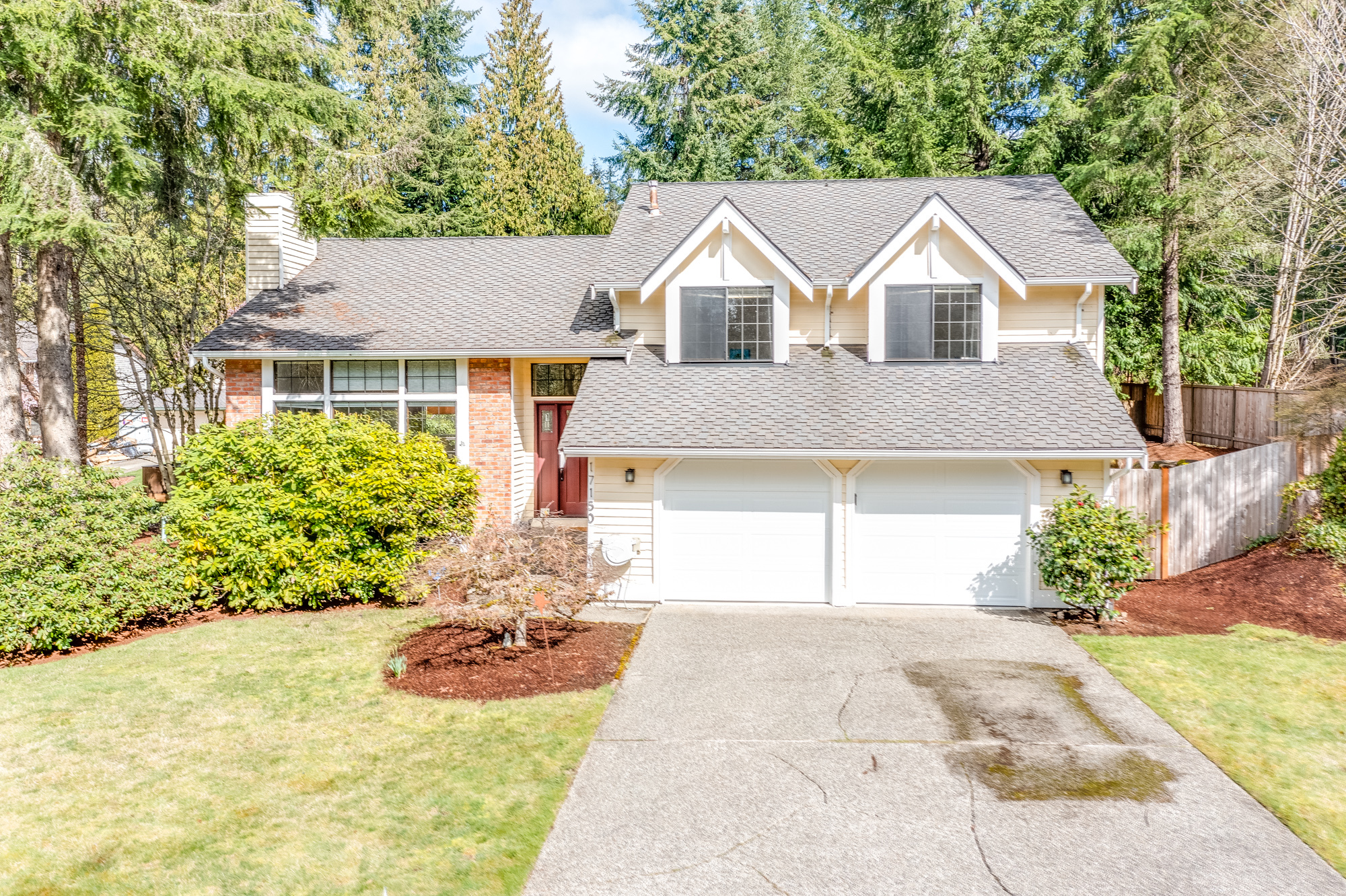 Property Photo: 17150 NE 140th Court WA 98052
