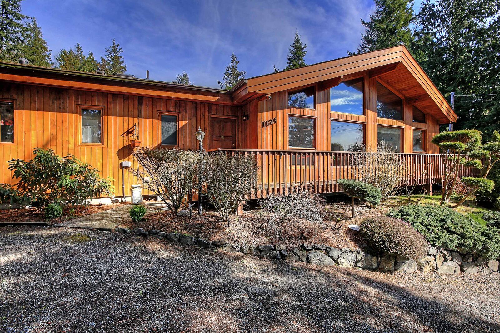 Property Photo:  1834 Lake Drive  WA 98282 
