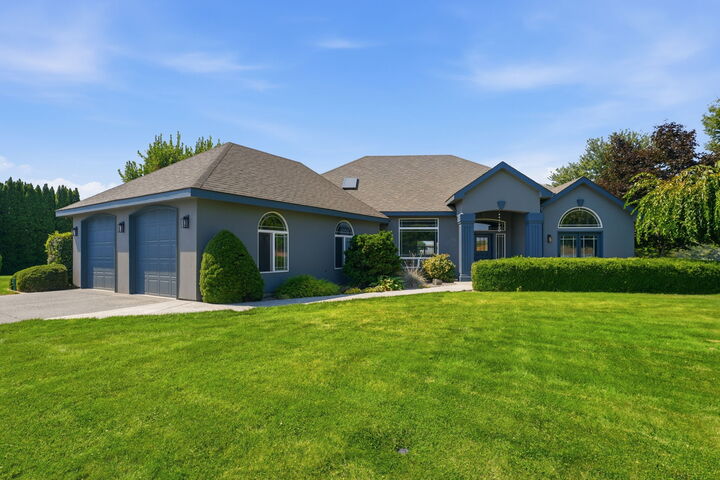 Property Photo:  97218 N Northstar Prne  WA 99353 
