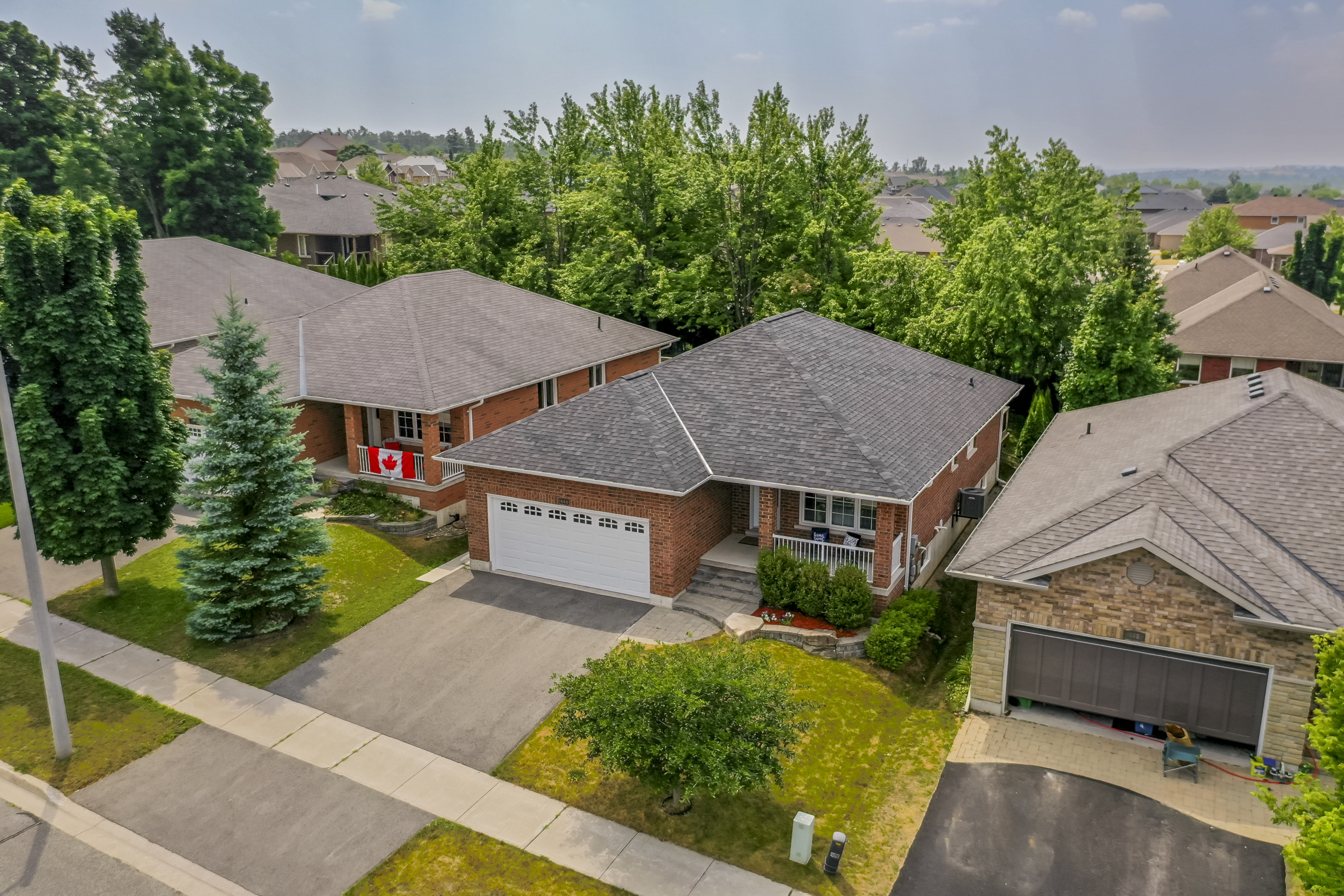 Property Photo: 441 Bianco Crescent ON K9K 0A3