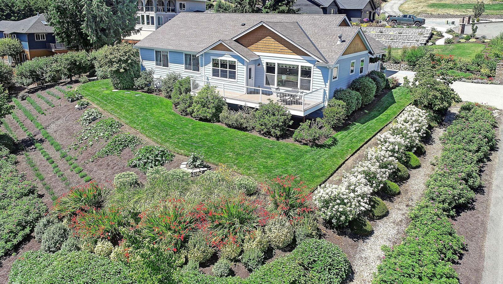Property Photo: 28 Zurich Court WA 98282