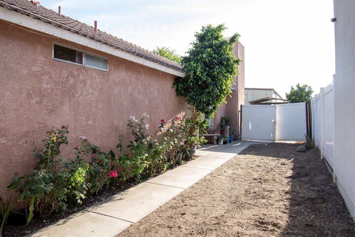 Property Photo:  8416 Reseda Avenue  CA 92335 