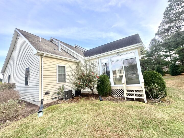 Property Photo: 925 Winding Way MD 21804