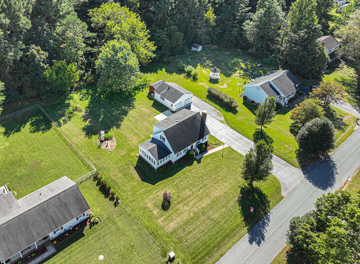 Property Photo:  30299 Holly Lane  MD 21875 