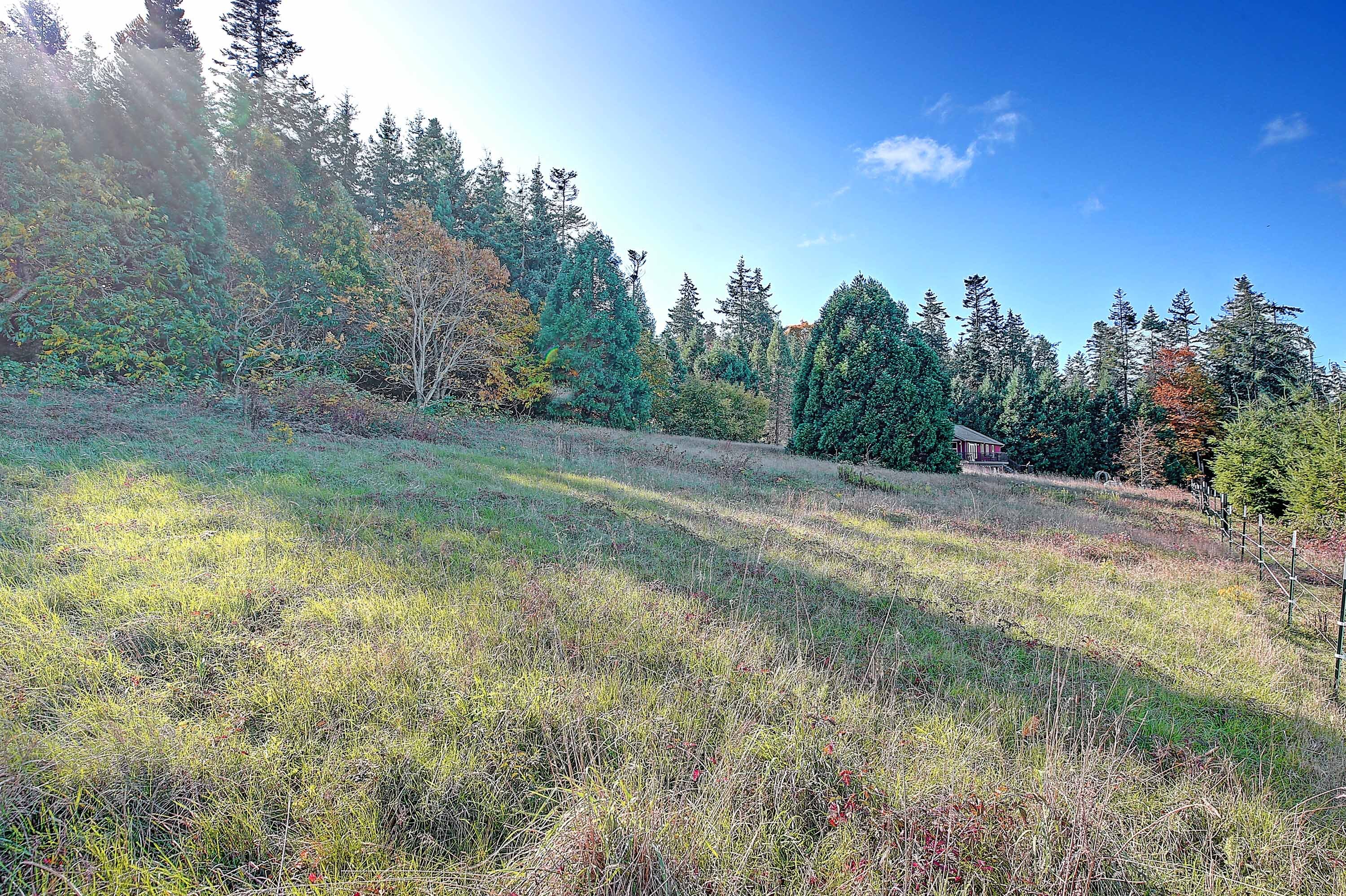 Property Photo: 2 N Porter Street WA 98282