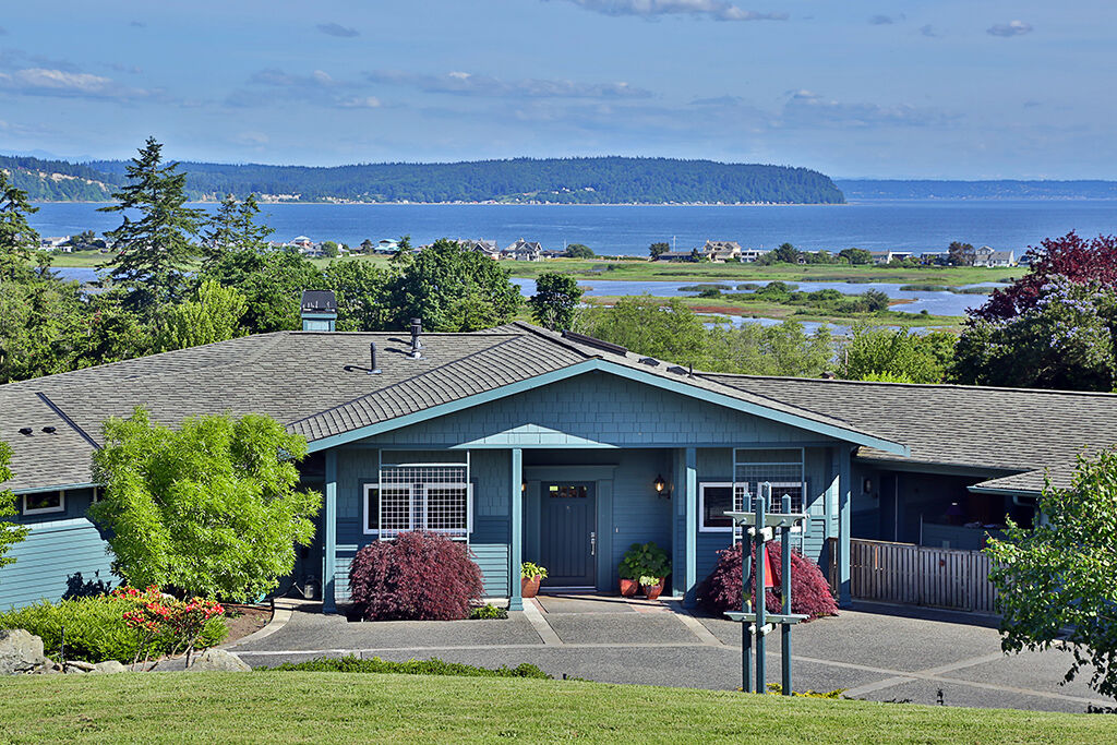 Property Photo:  1966 Hillvista Place  WA 98249 