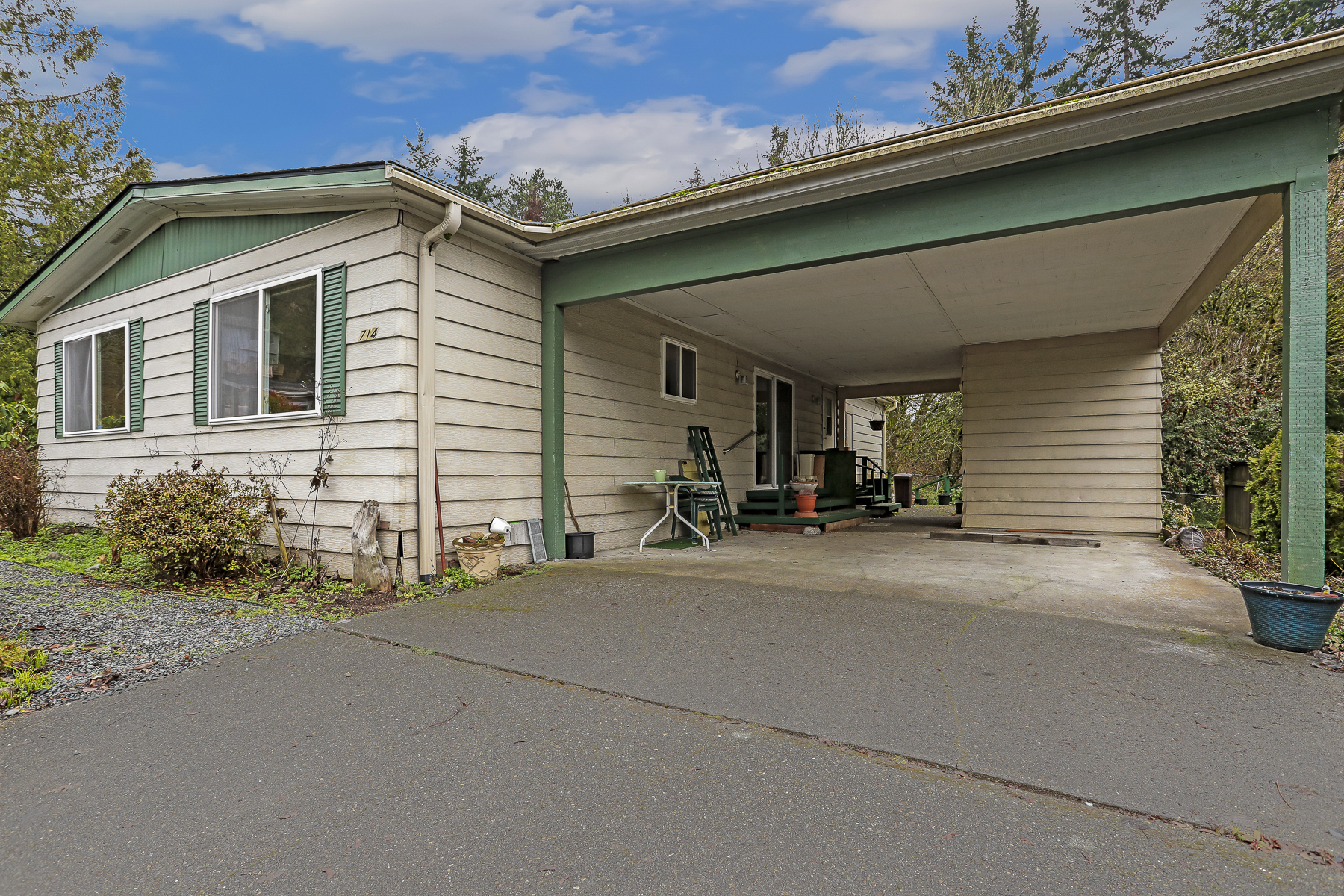 Property Photo: Home 714 Wandering Creek Drive  WA 98021 