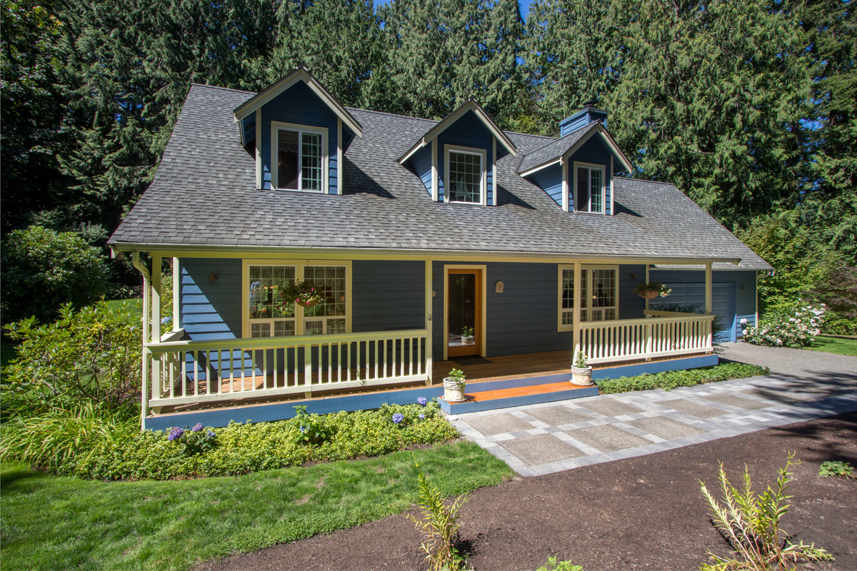 Property Photo: 14233 Ellingsen Rd NE WA 98110