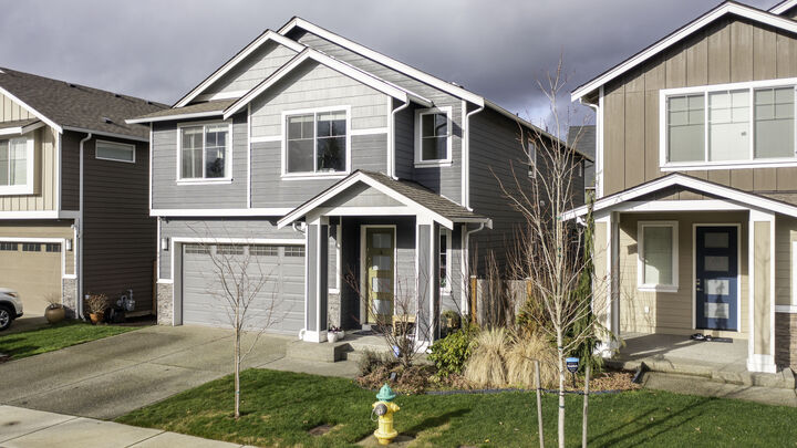 Property Photo: Welcome Home 9911 1st Place NE WA 98258