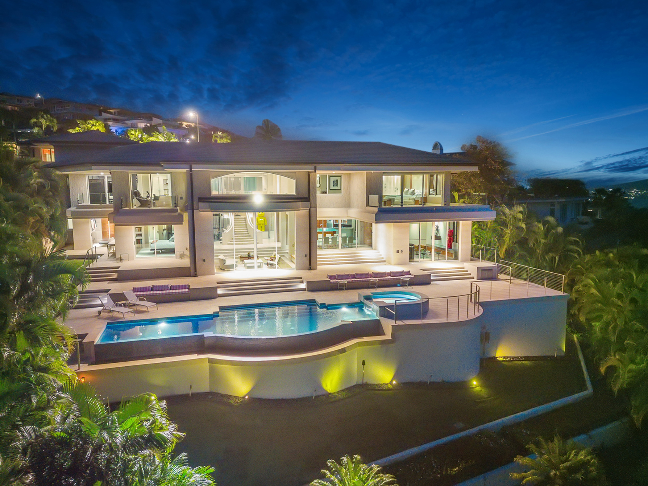 Property Photo: 360 Puuikena Drive HI 96821