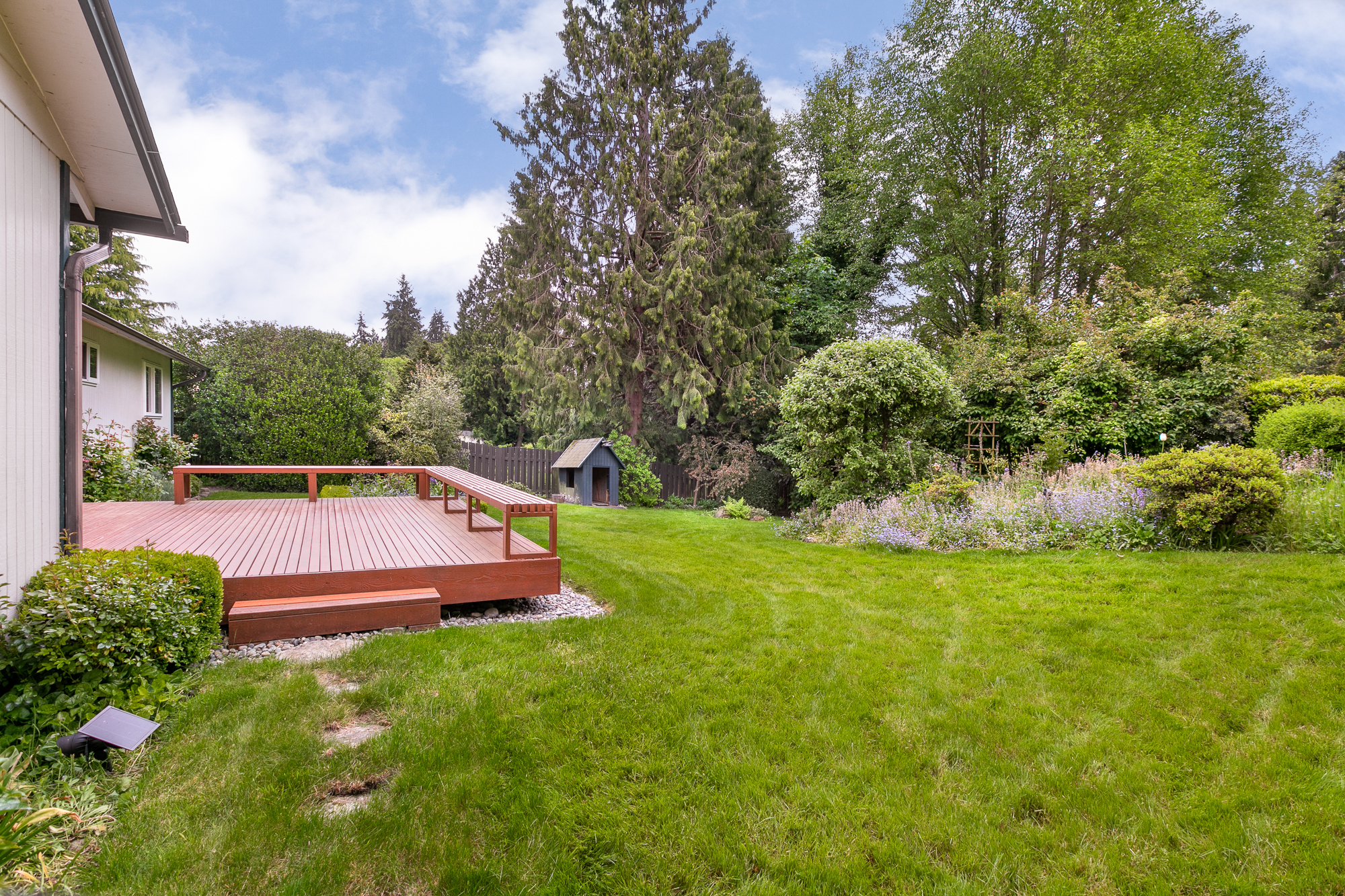 Property Photo:  8419 NE 143rd Street  WA 98034 