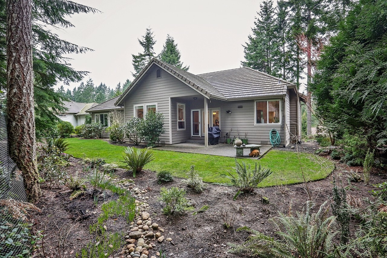 Property Photo: Exterior 6953 Wentworth Ave SW  WA 98367 