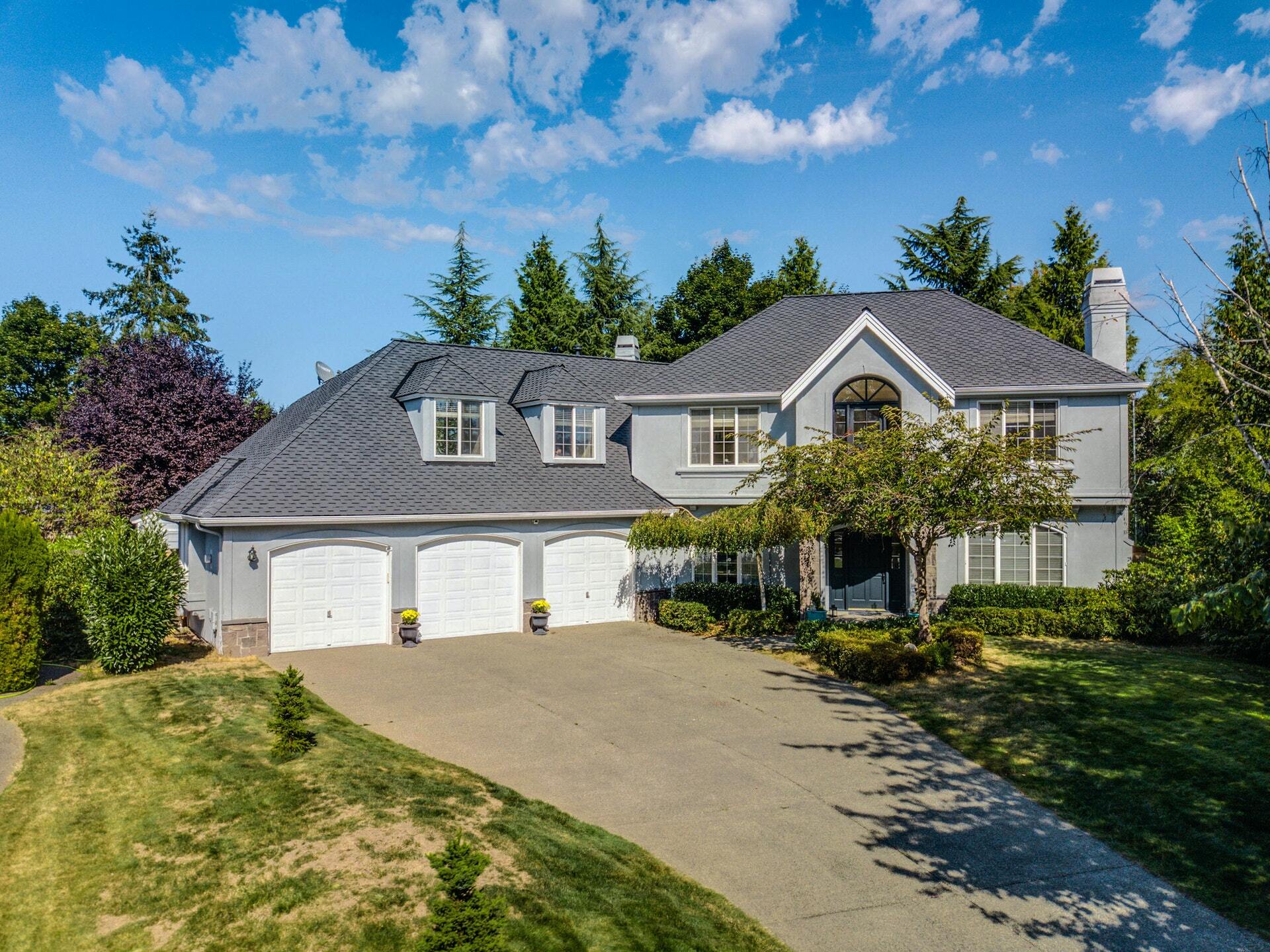 Property Photo: 26626 SE 16th Ct WA 98075