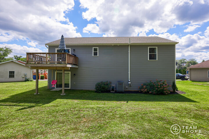 Property Photo:  6 Swansea Drive  PA 17057 