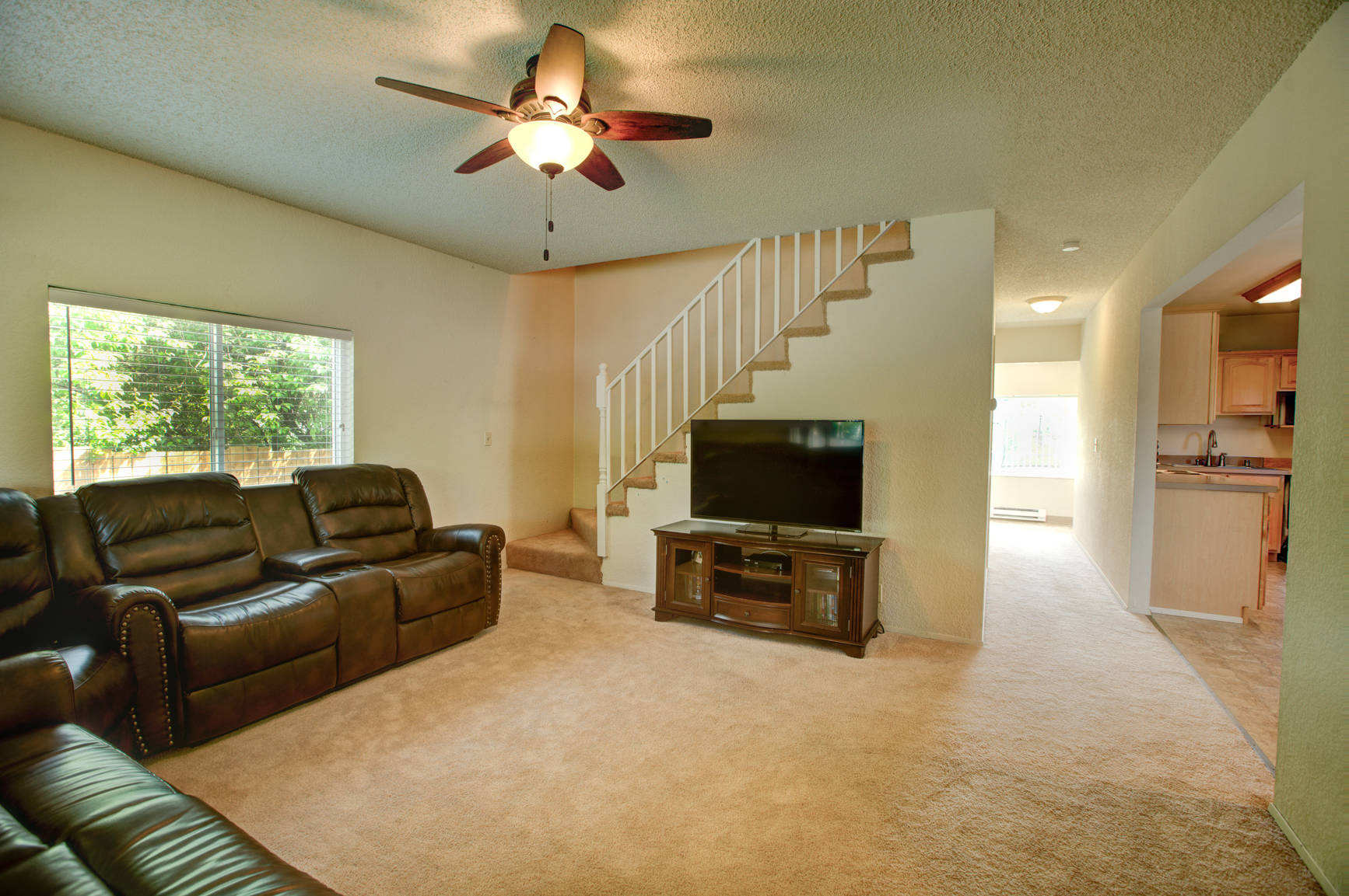 Property Photo: Interior 932 E 61st St  WA 98404 