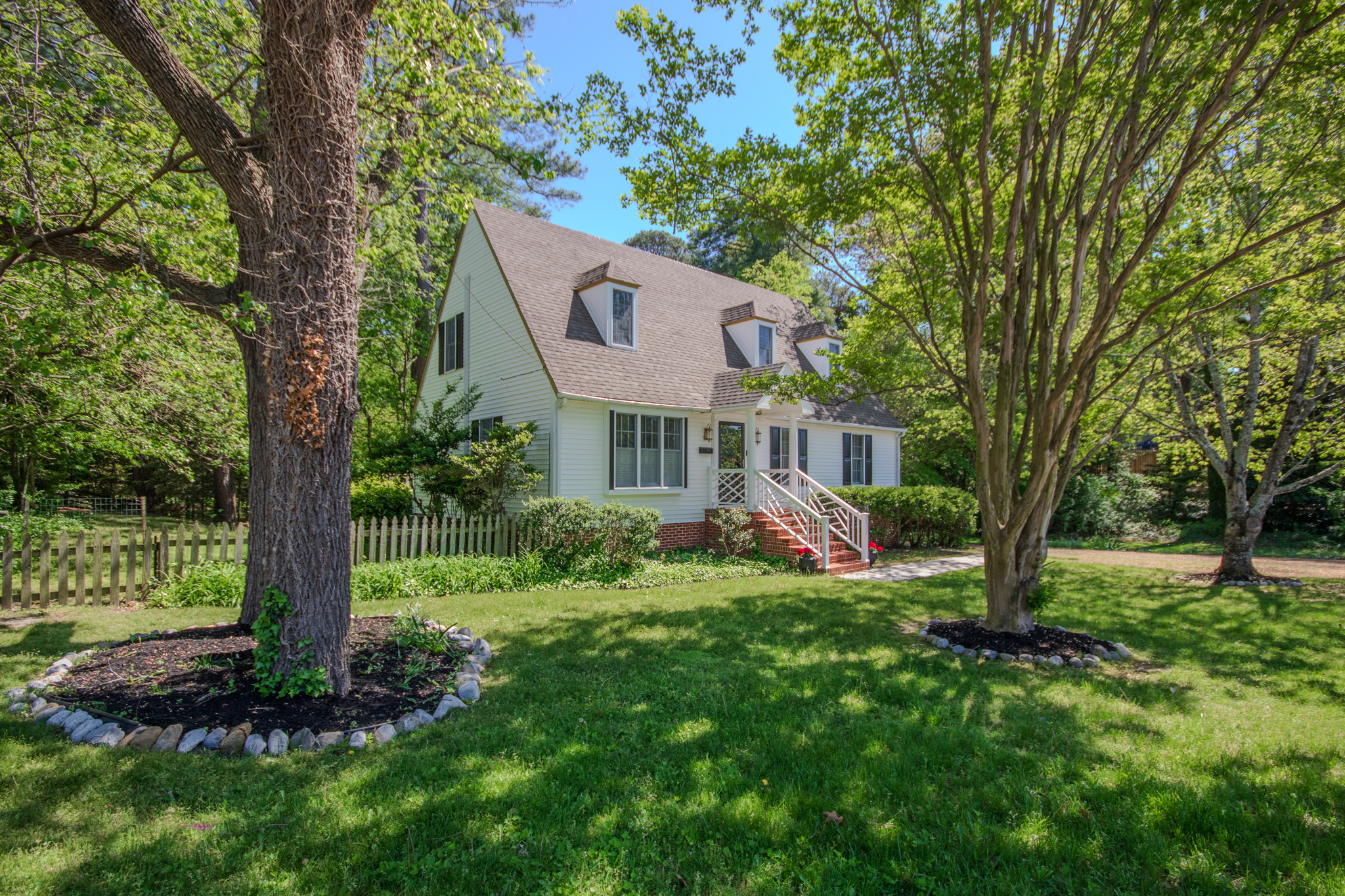 Property Photo: 907 Riverside Road MD 21801