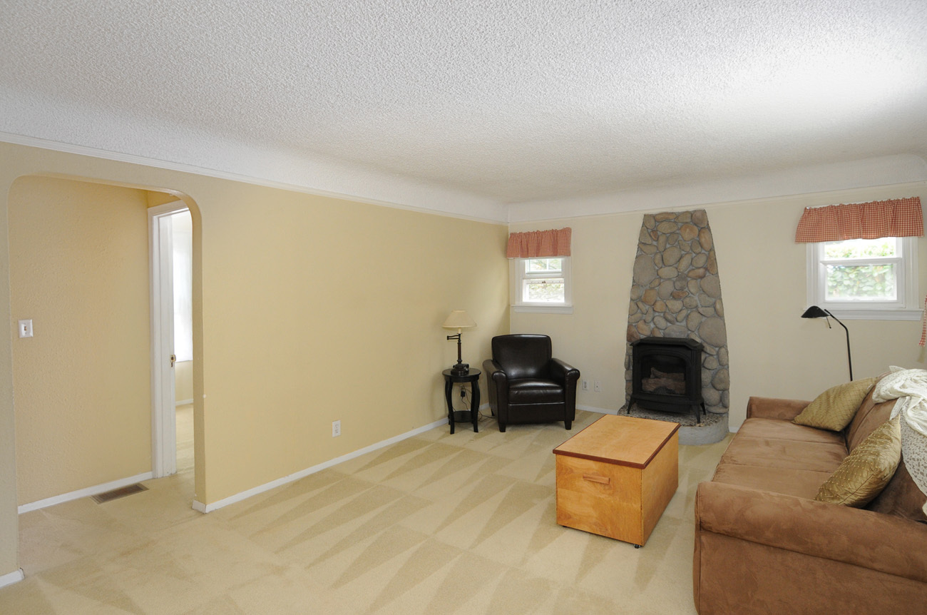 Property Photo: Living room 12206 22nd Ave S  WA 98168 