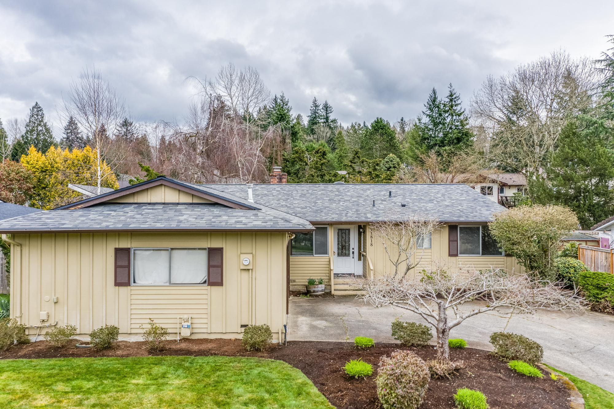 Property Photo: 11818 103rd Ave NE WA 98034