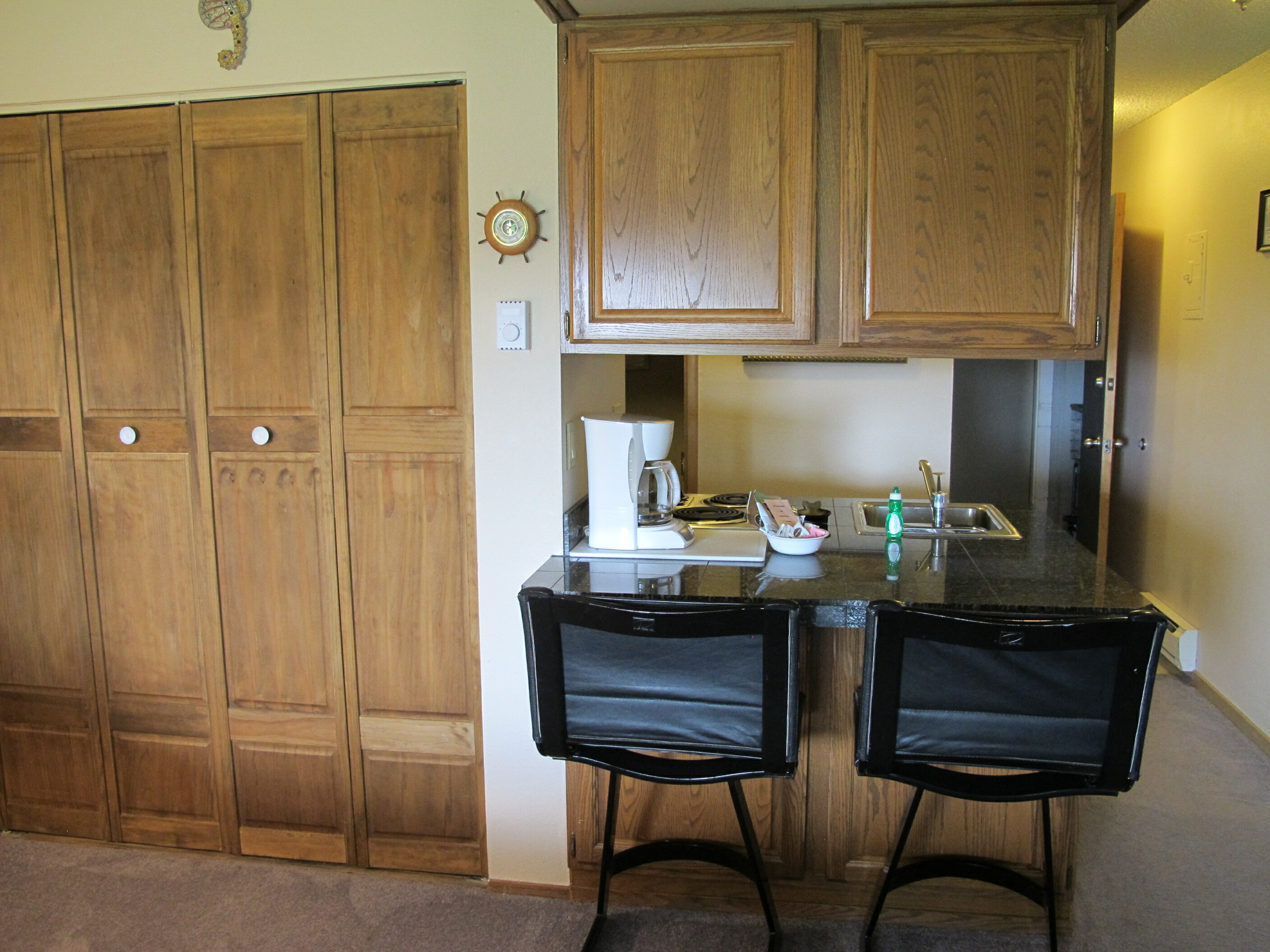 Property Photo: Kitchen with eating bar 651 Ocean Shores Blvd NW 111  WA 98569 