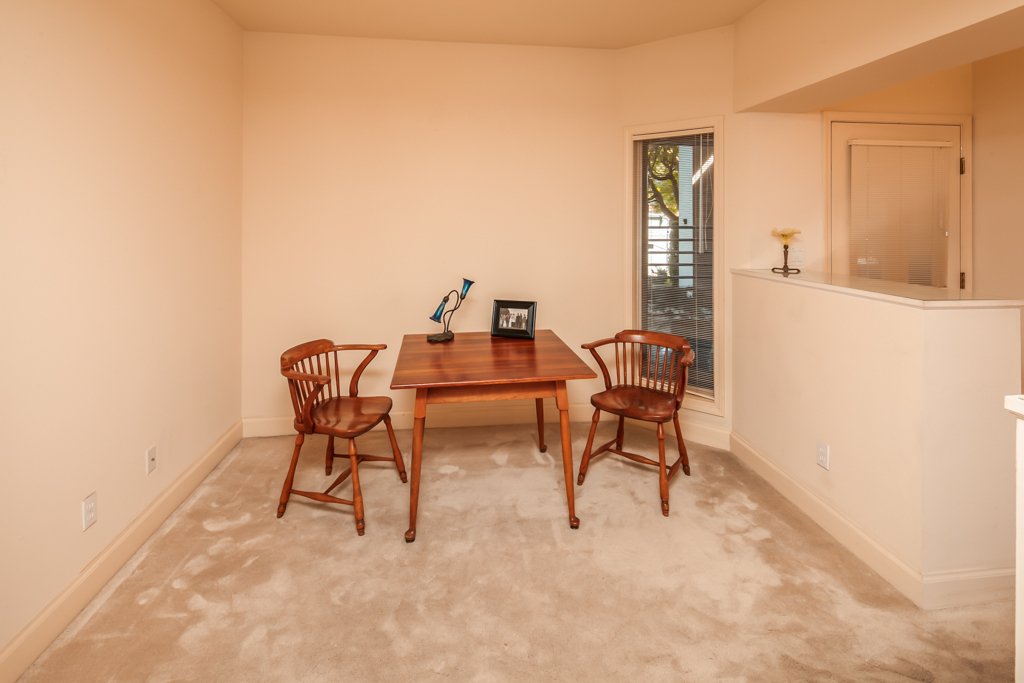 Property Photo: Dining room 1401 W Holly St 103  WA 98225 