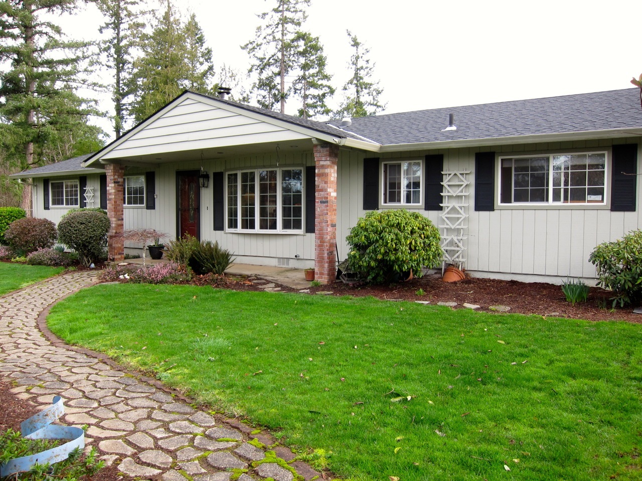 Property Photo:  20034 S Springwater Rd  OR 97023 