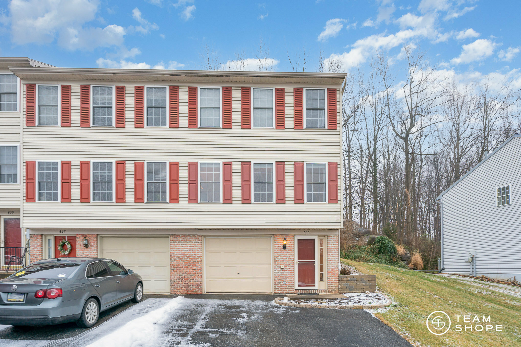 635 Rockwood Drive  Elizabethtown PA 17022 photo