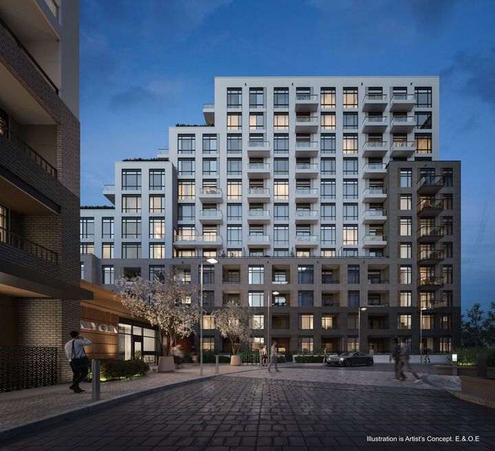 Property Photo:  Boulevard Condos At The Thornhill  ON L4J 