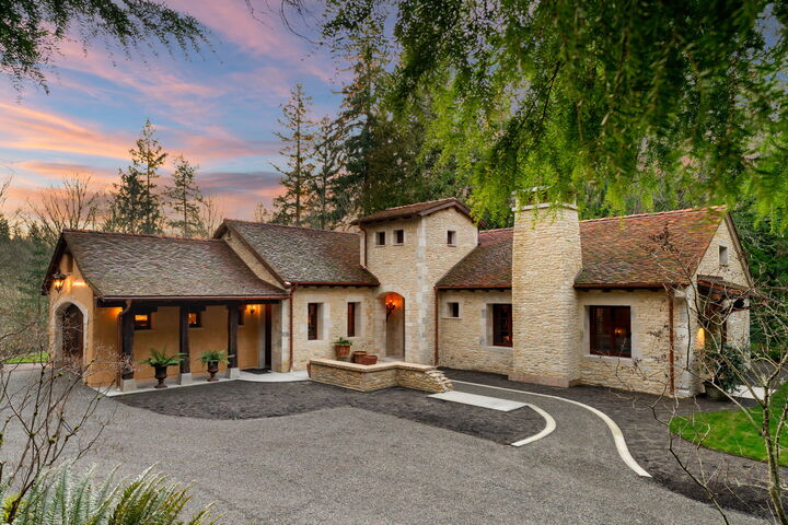 Property Photo: 11008 N Deer Drive WA 98020