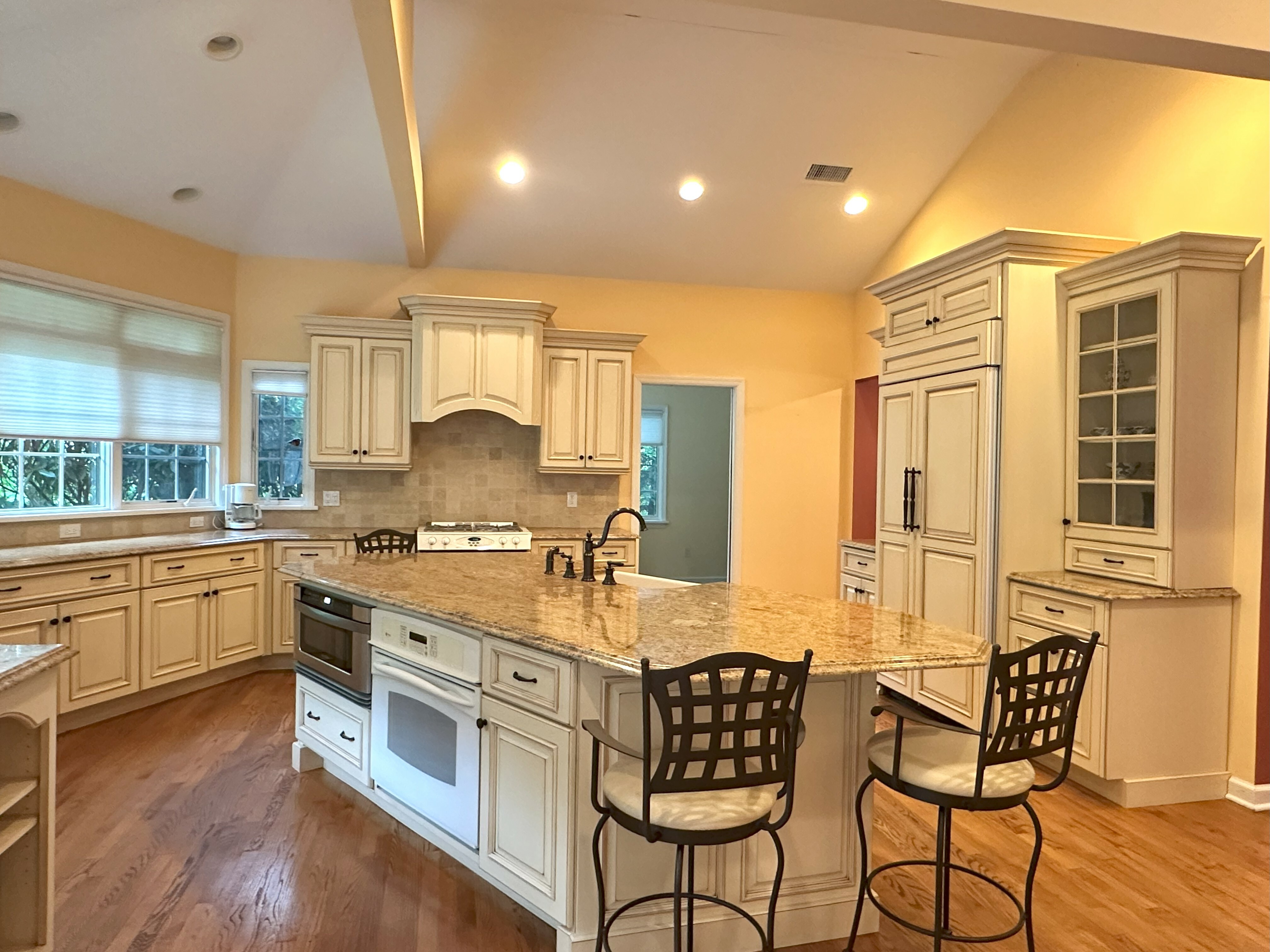Property Photo: 591 Clarendon Court NJ 07661
