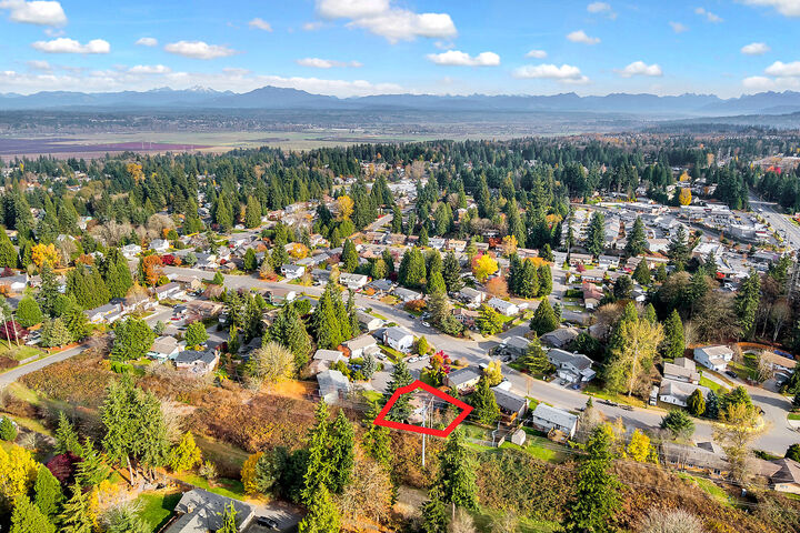 Property Photo:  4614  130th Street SE  WA 98208 